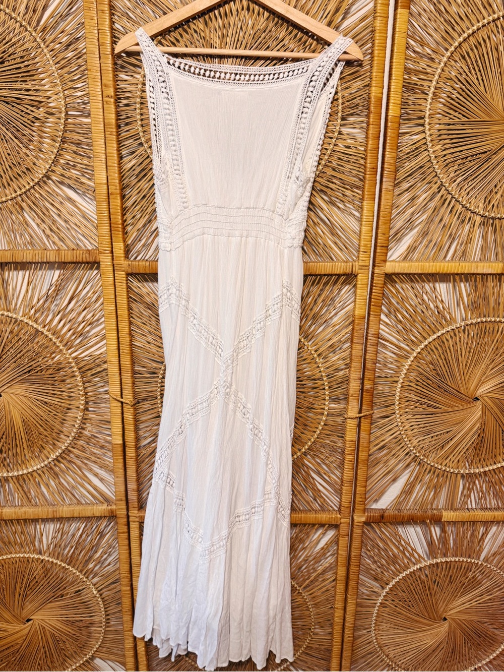 Chelsea & Violet White Maxi Dress | SZ M - Picture 7 of 9